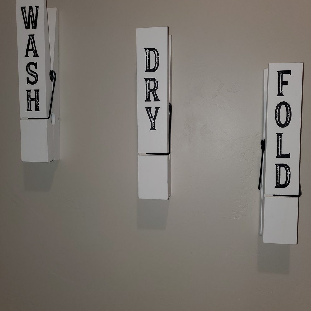 Black and White Clothes Pins Decor